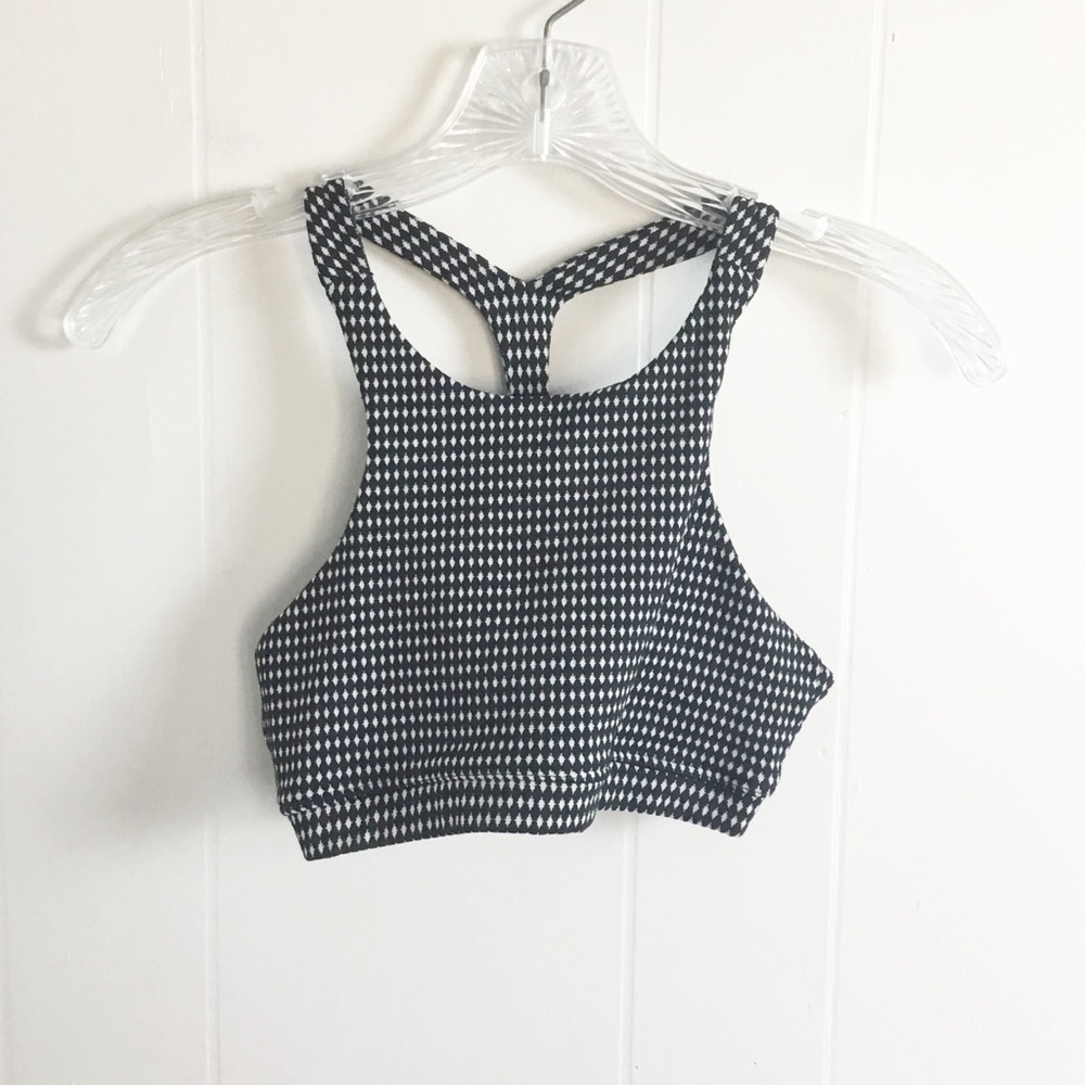Strut This Sports Bra Size Small Black & White